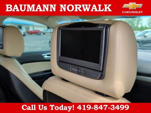Used 2016 Ford Edge SEL w/ Equipment Group 201A AWD/4WD image 17