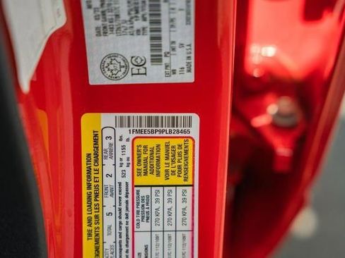 Used 2023 Ford Bronco Black Diamond image 39