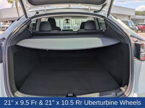 Used 2023 Tesla Model Y Performance AWD/4WD image 13