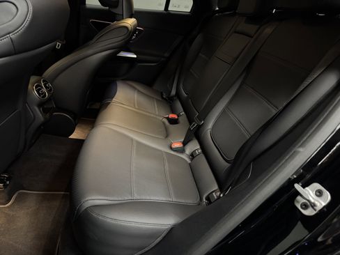 Certified 2025 Mercedes-Benz GLC 350e 4MATIC image 34