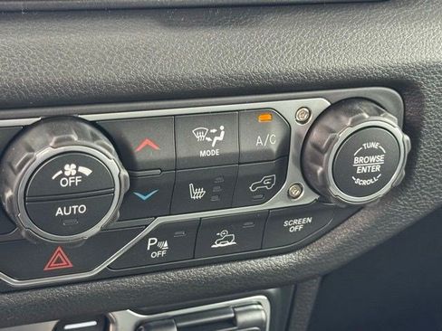 New 2026 Jeep Gladiator Sport AWD/4WD image 22