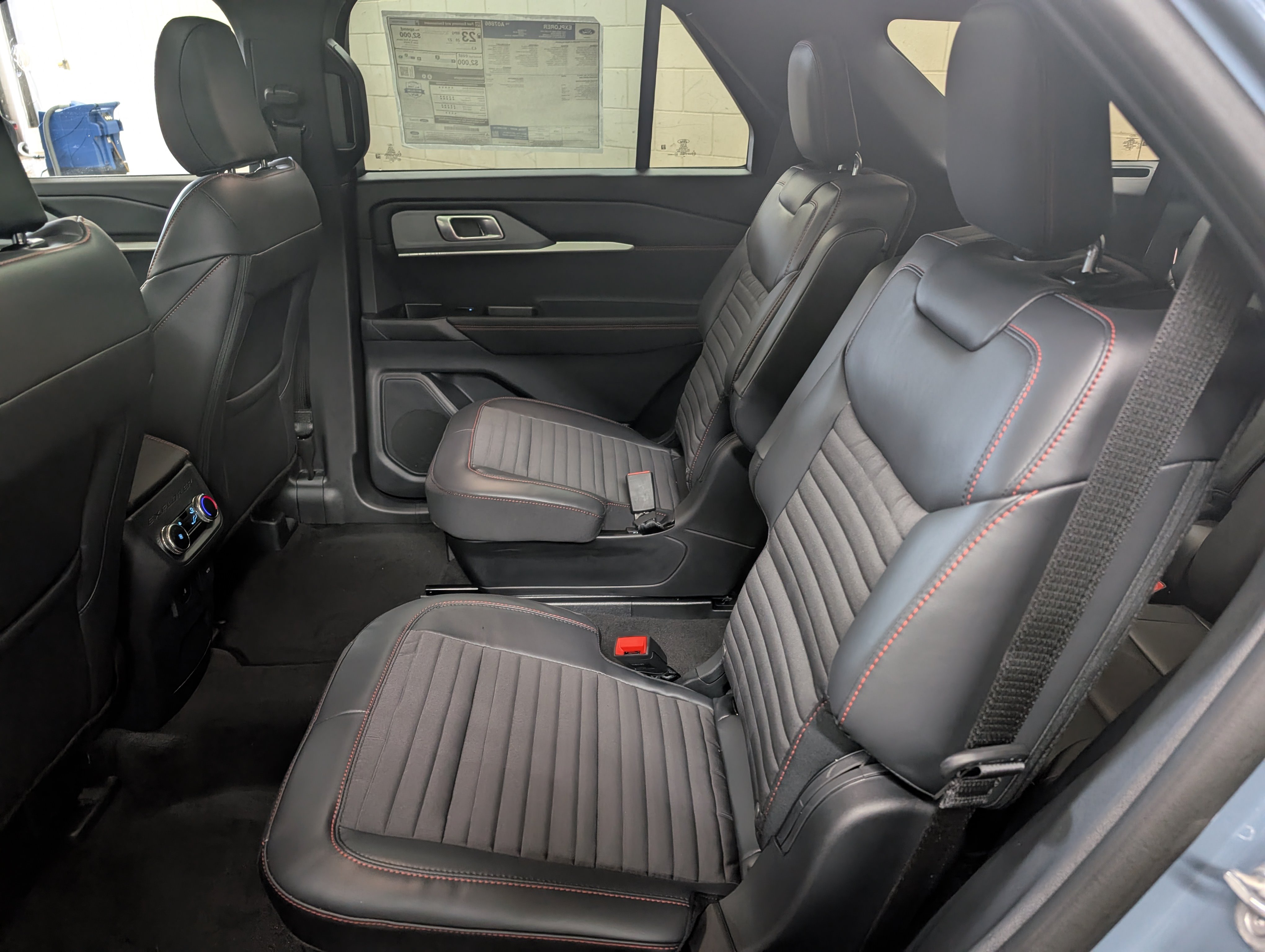 New 2027 Ford Explorer ST-Line AWD/4WD image 7
