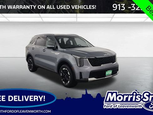 Used 2024 Kia Sorento S AWD/4WD image 1