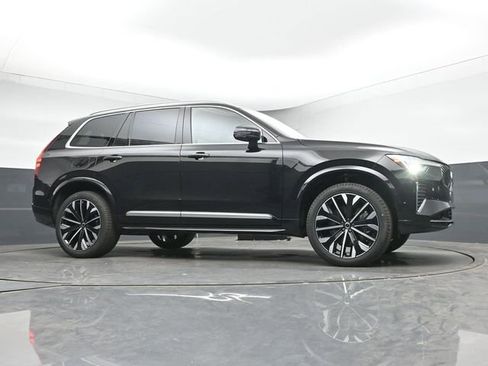 New 2026 Volvo XC90 T8 Plus w/ Protection Package Premier AWD/4WD image 38