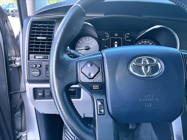 Used 2018 Toyota Sequoia Limited w/ Safety & Convenience Package RWD image 20