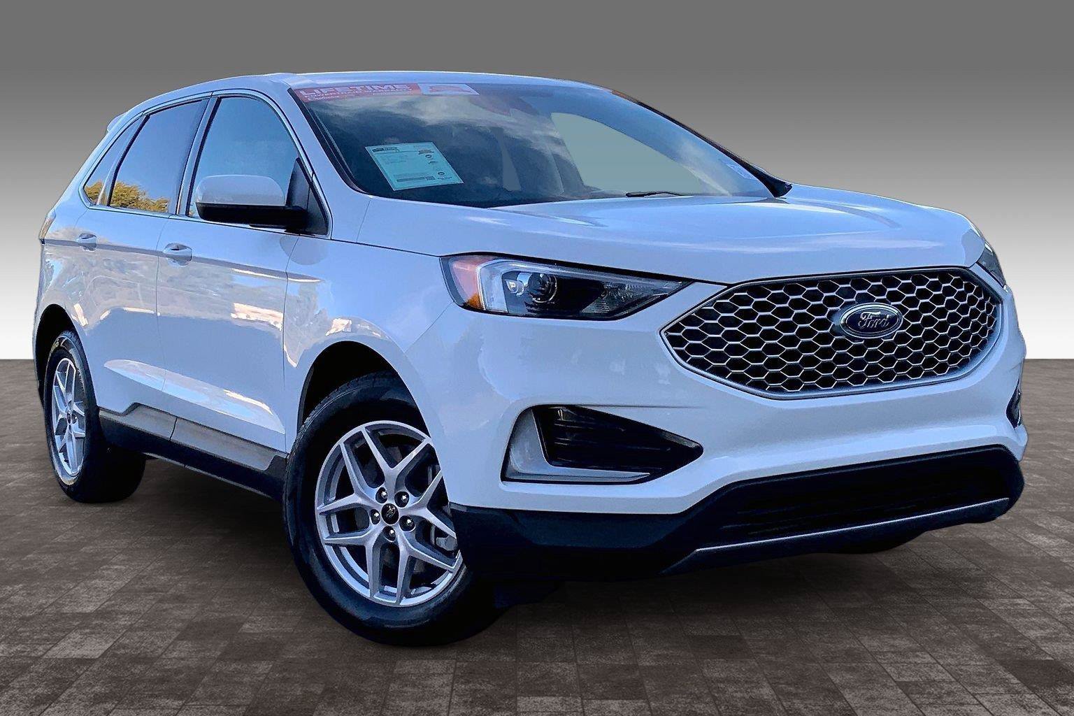 Used 2024 Ford Edge SEL AWD/4WD image 3