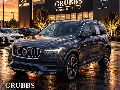 Used 2022 Volvo XC90 T6 Momentum w/ Advanced Package