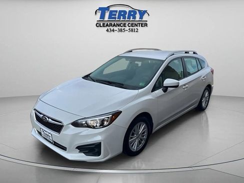 Used 2018 Subaru Impreza 2.0i Premium image 3