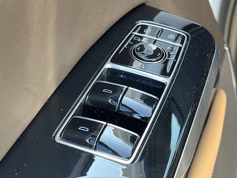 Used 2025 Cadillac Escalade Premium Luxury w/ Touring Package AWD/4WD image 31
