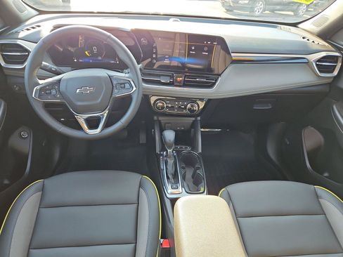 Used 2025 Chevrolet TrailBlazer ACTIV w/ Convenience Package FWD image 10