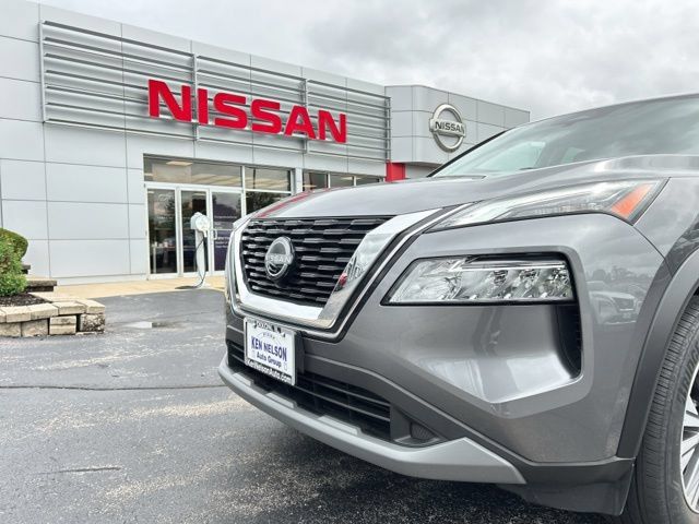 Used 2023 Nissan Rogue SV AWD/4WD image 16