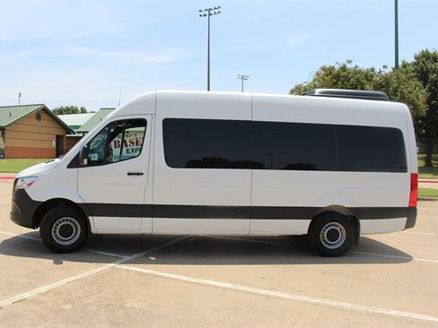 Used 2026 Mercedes-Benz Sprinter 2500 image 2