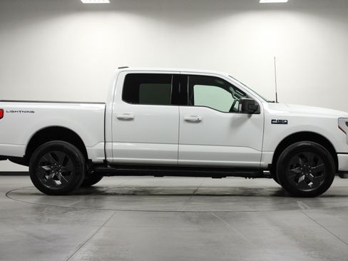 Used 2024 Ford F150 Lightning Flash AWD/4WD image 3