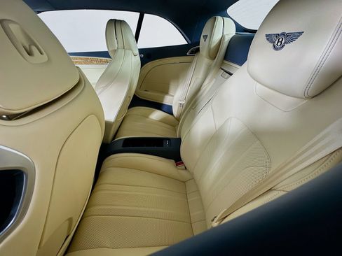 Used 2020 Bentley Continental GT AWD/4WD image 36