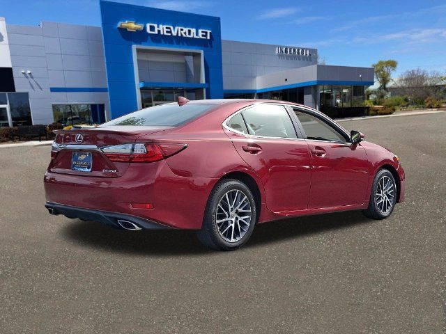 Used 2016 Lexus ES 350 w/ Premium Package w/Wood Trim FWD image 26