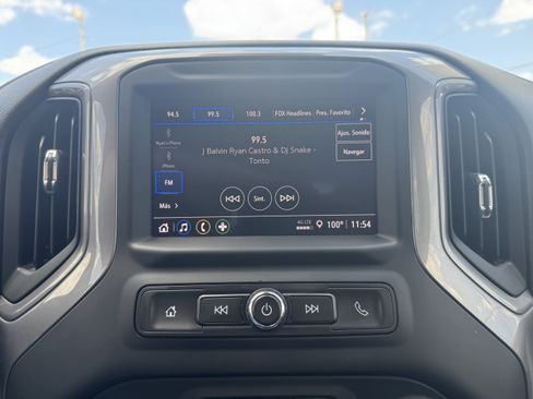 Used 2023 Chevrolet Silverado 1500 Custom RWD image 9