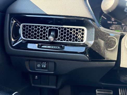 Used 2025 Honda Civic Sport Touring image 18