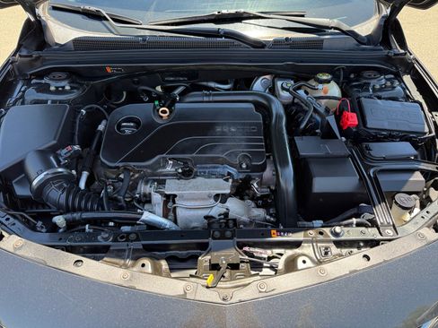 Used 2018 Chevrolet Malibu LT FWD image 20