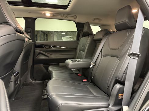 Certified 2025 INFINITI QX60 Pure AWD/4WD image 16