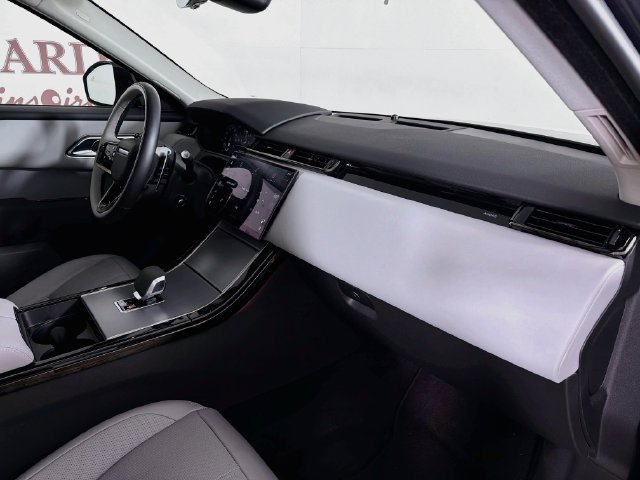Used 2024 Land Rover Range Rover Velar S AWD/4WD image 35