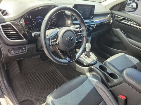 Used 2021 Kia Seltos EX AWD/4WD image 17