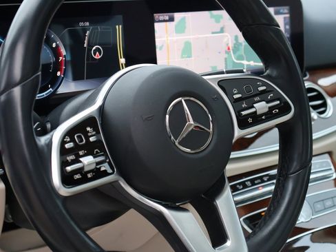 Used 2019 Mercedes-Benz E 300 4MATIC image 20