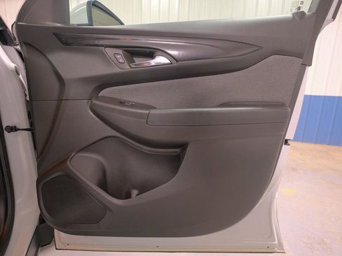 Used 2025 Chevrolet TrailBlazer LT image 15