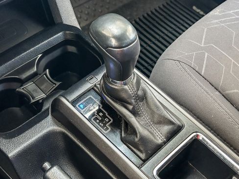 Used 2017 Toyota Tacoma TRD Off-Road RWD image 19