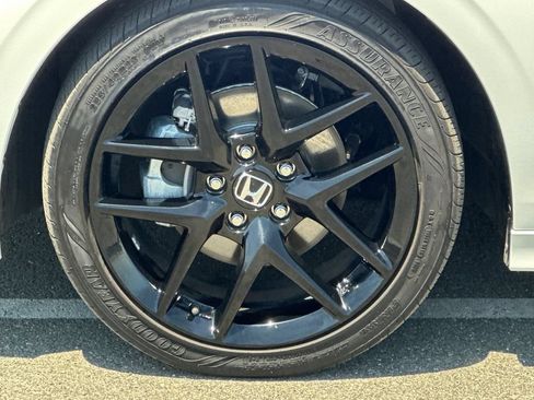 Certified 2025 Honda Civic Sport image 29