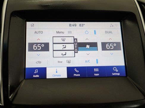 Used 2019 Ford Edge Titanium FWD image 24
