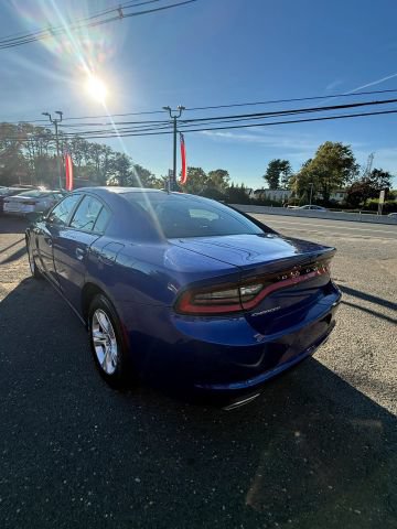 Used 2020 Dodge Charger SXT RWD image 7