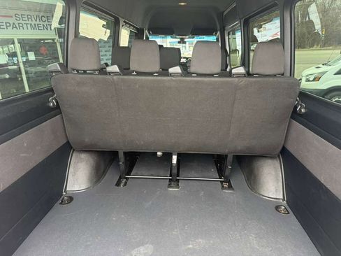 Used 2025 Mercedes-Benz Sprinter 2500 image 49