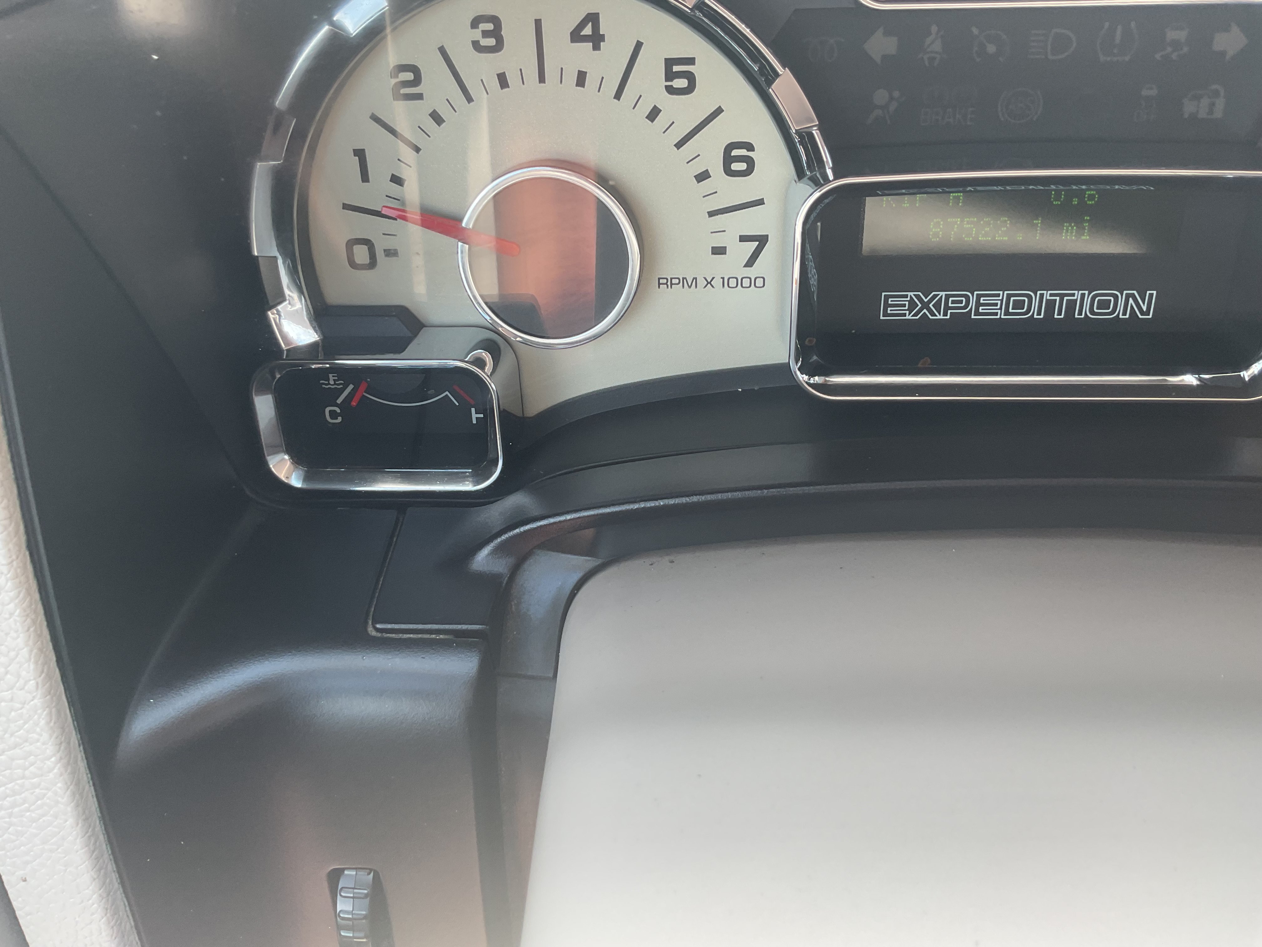 Used 2013 Ford Expedition Limited AWD/4WD image 25