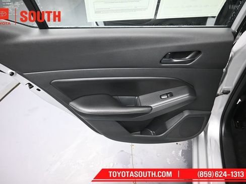 Used 2024 Nissan Altima 2.5 SV AWD/4WD image 24