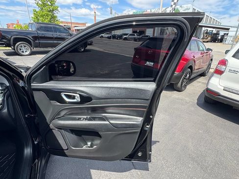 Used 2022 Jeep Compass Trailhawk w/ Trailhawk Elite Group AWD/4WD image 25