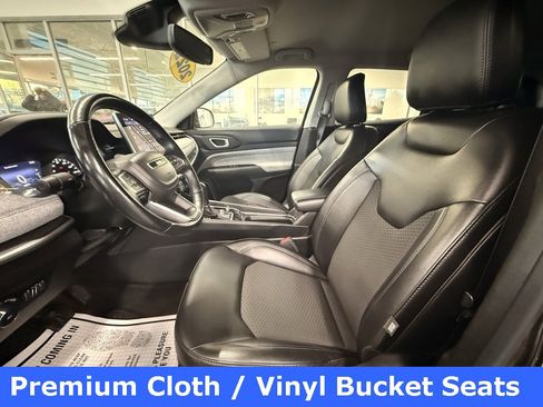 Certified 2022 Jeep Compass Latitude w/ Convenience Group image 12