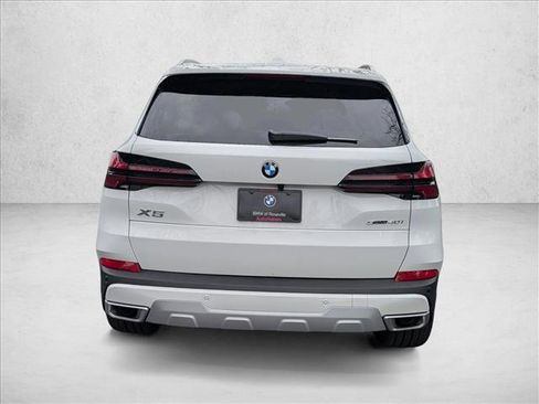 New 2026 BMW X5 sDrive40i w/ Climate Comfort Package image 8