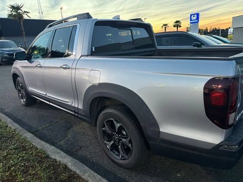 Used 2020 Honda Ridgeline RTL-E image 3