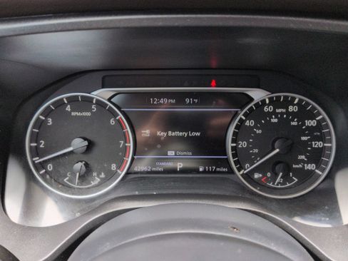 Used 2023 Nissan Rogue SV FWD image 30