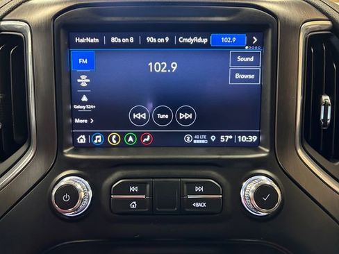 Used 2022 GMC Sierra 1500 AT4 w/ AT4 Preferred Package AWD/4WD image 19