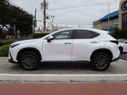 New 2026 Lexus NX 350h FWD image 8