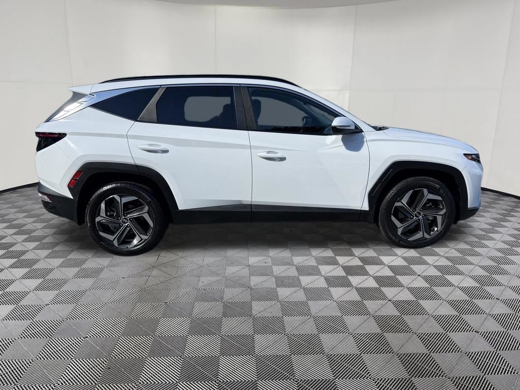 Used 2023 Hyundai Tucson SEL w/ Convenience Package AWD/4WD image 4