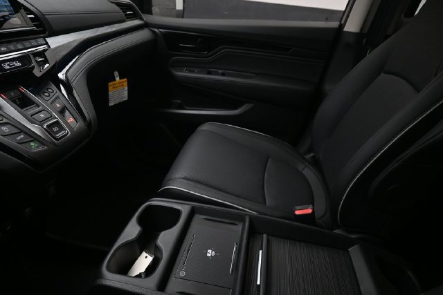 New 2026 Honda Odyssey Elite image 13