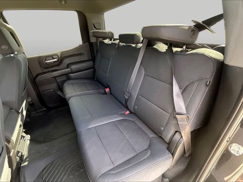 Used 2020 Chevrolet Silverado 1500 LT RWD image 18