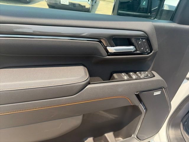 New 2026 GMC Sierra 3500 AT4 w/ AT4 Premium Plus Package AWD/4WD image 17