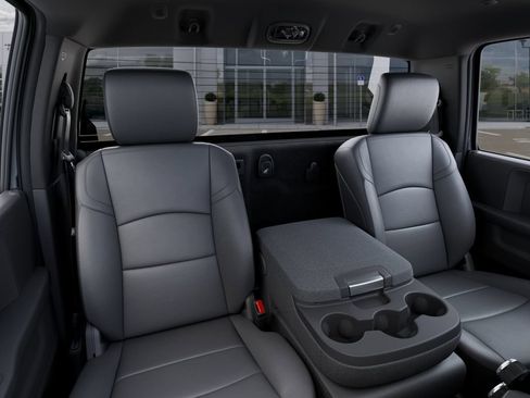 New 2025 RAM 4500 Tradesman AWD/4WD image 16