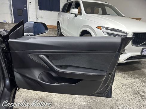 Used 2019 Tesla Model 3 Long Range AWD/4WD image 28