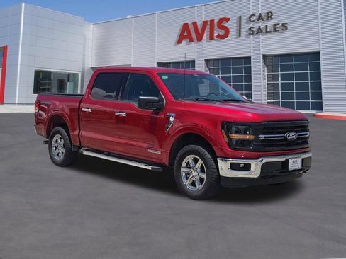 Used 2025 Ford F150 XLT w/ Equipment Group 301A Standard AWD/4WD image 3