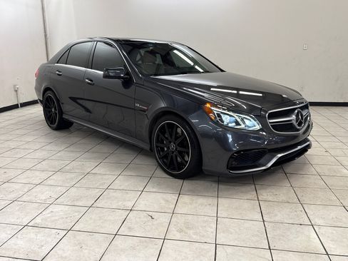 Used 2014 Mercedes-Benz E 63 AMG 4MATIC Sedan image 3