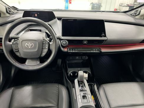 Used 2023 Toyota Prius Prime Premium w/ Advanced Technology Package FWD image 10